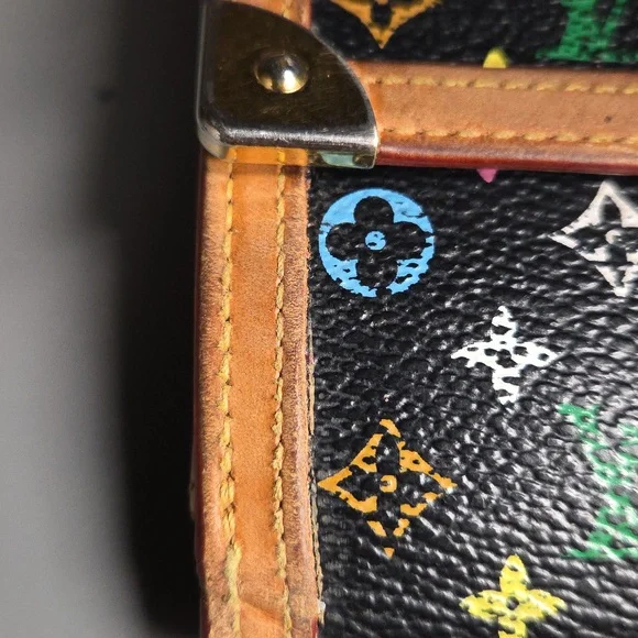 LV WALLET GOOD PRELOVED CONDITION - Picture 3 of 10